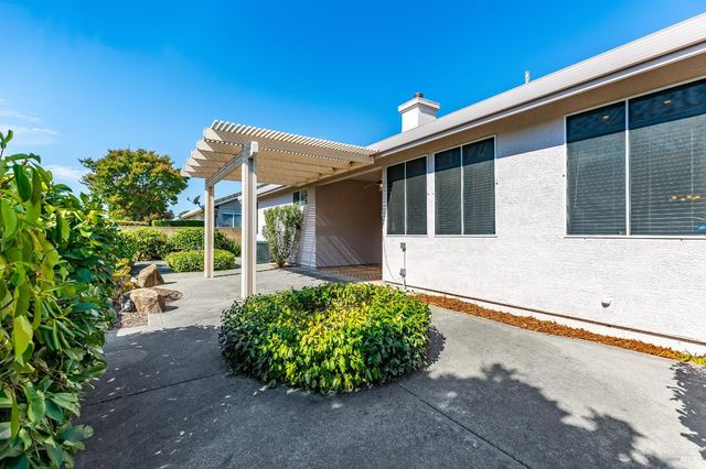 155 Bounty Ln, Vacaville, CA 95687