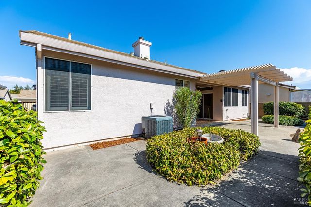 155 Bounty Ln, Vacaville, CA 95687