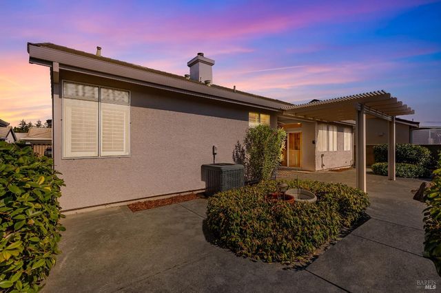 155 Bounty Ln, Vacaville, CA 95687