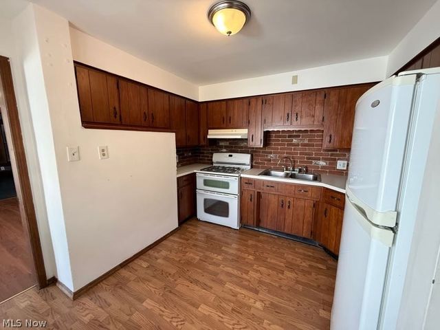 1504 Preston Avenue, Akron, OH 44305