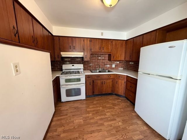 1504 Preston Avenue, Akron, OH 44305