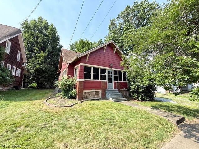 1504 Preston Avenue, Akron, OH 44305