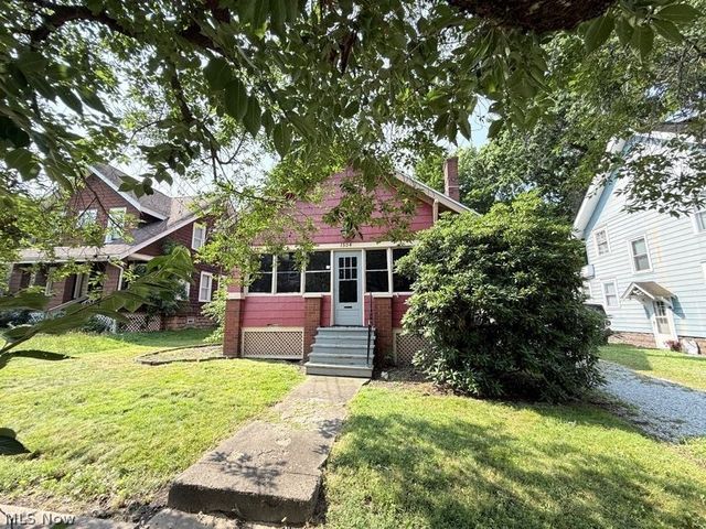 1504 Preston Avenue, Akron, OH 44305