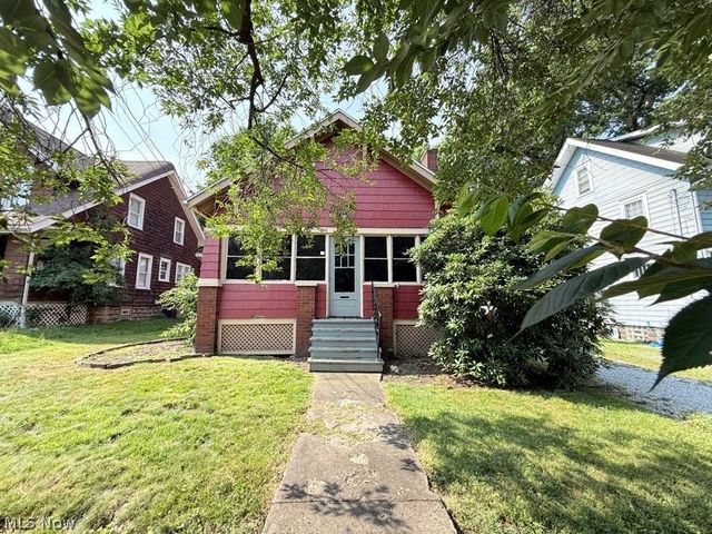 1504 Preston Avenue, Akron, OH 44305