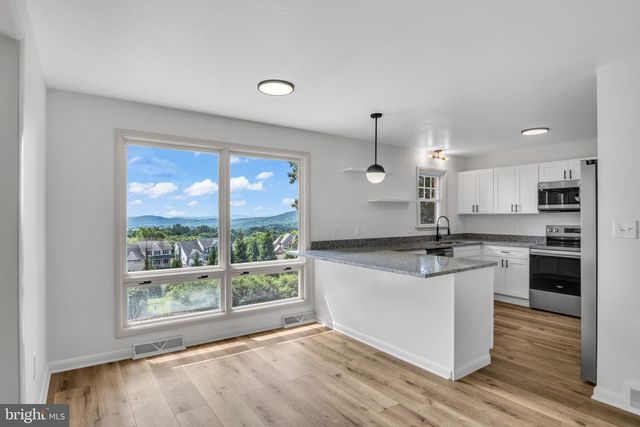 308 SHUEY RD, New Cumberland, PA 17070