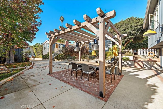 233 Cajon Street, Laguna Beach, CA 92651