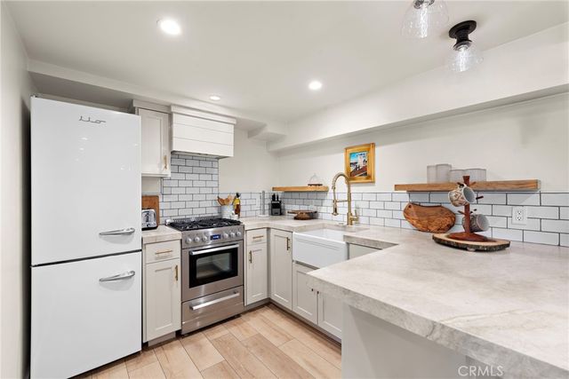 233 Cajon Street, Laguna Beach, CA 92651