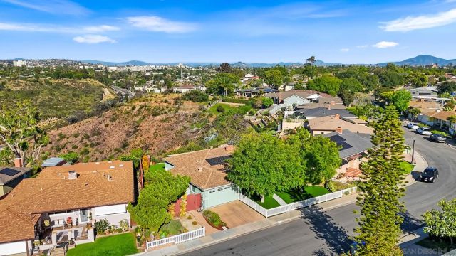 4662 Lucille Dr, San Diego, CA 92115
