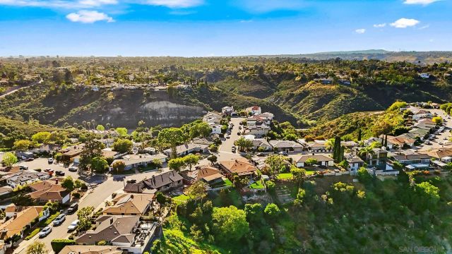 4662 Lucille Dr, San Diego, CA 92115