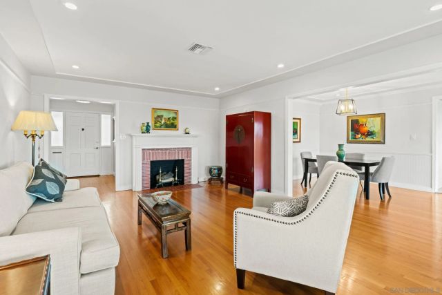 4662 Lucille Dr, San Diego, CA 92115