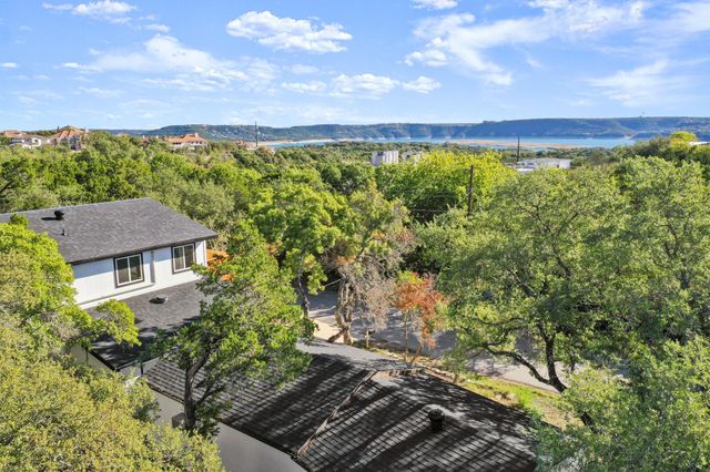 4000 Highland DR, Austin, TX 78734