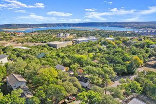 4000 Highland DR, Austin, TX 78734
