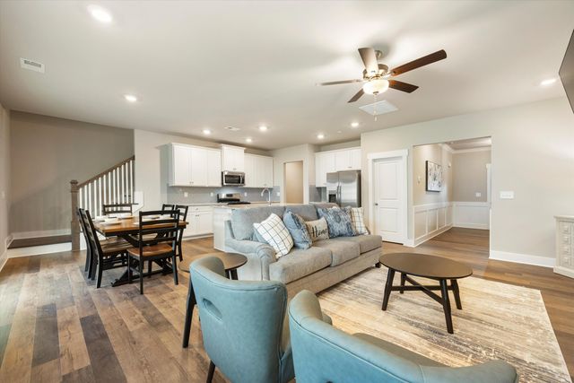 2117 Firelight Way 90, Ooltewah, TN 37363