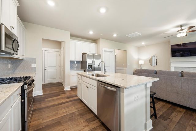2117 Firelight Way 90, Ooltewah, TN 37363