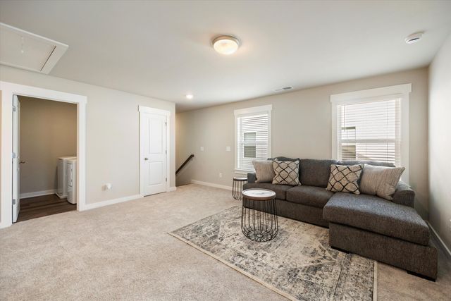 2117 Firelight Way 90, Ooltewah, TN 37363