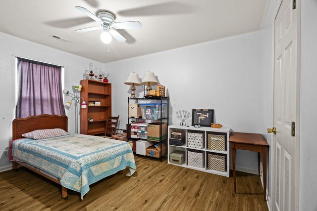 235 E MURPHY DR, Columbia, MO 65202