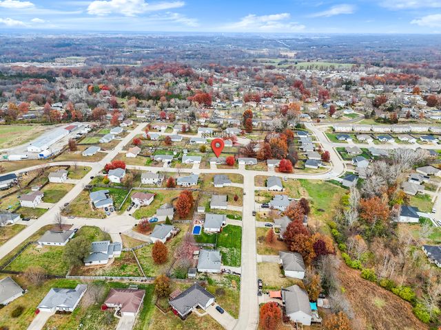 235 E MURPHY DR, Columbia, MO 65202