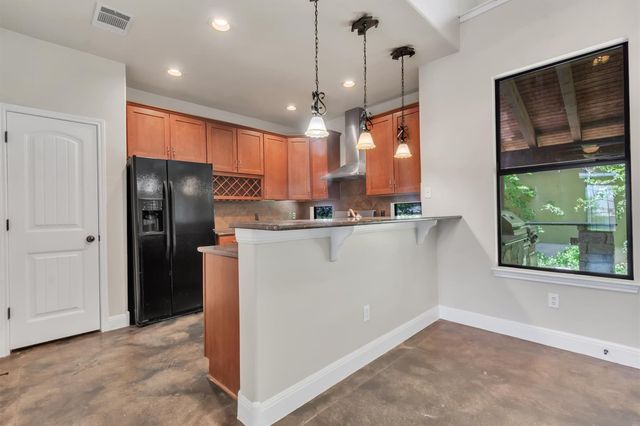 1010 Immanuel Rd Unit 103, Pflugerville, TX 78660