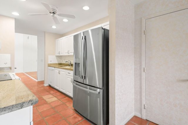 6888 Fountains Circle, Lake Worth, FL 33467