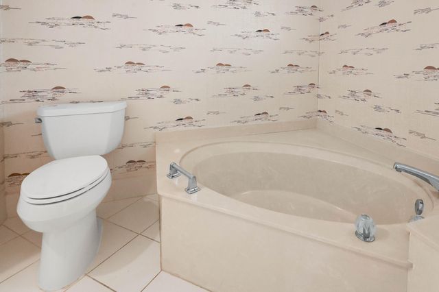 6888 Fountains Circle, Lake Worth, FL 33467