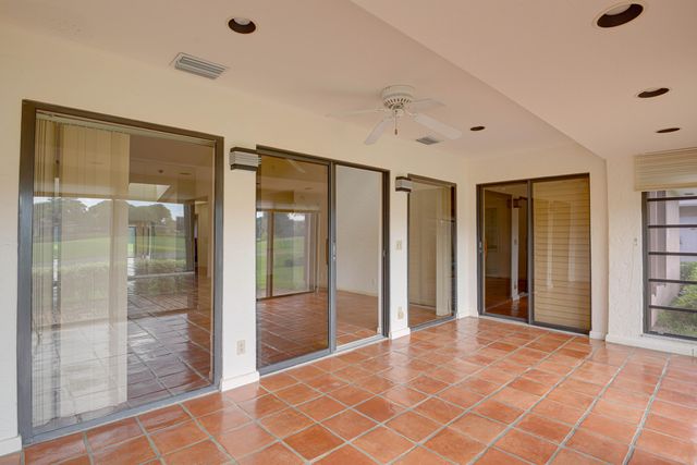 6888 Fountains Circle, Lake Worth, FL 33467