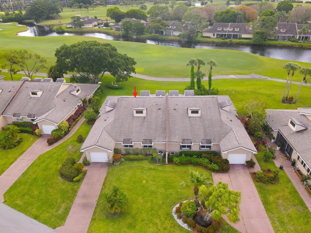 6888 Fountains Circle, Lake Worth, FL 33467