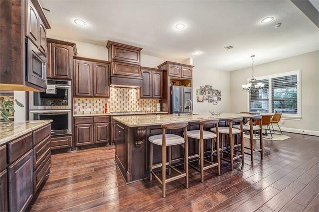 10210 Grape Creek Grove Lane, Cypress, TX 77433