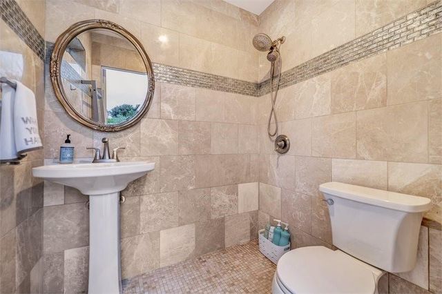 10210 Grape Creek Grove Lane, Cypress, TX 77433