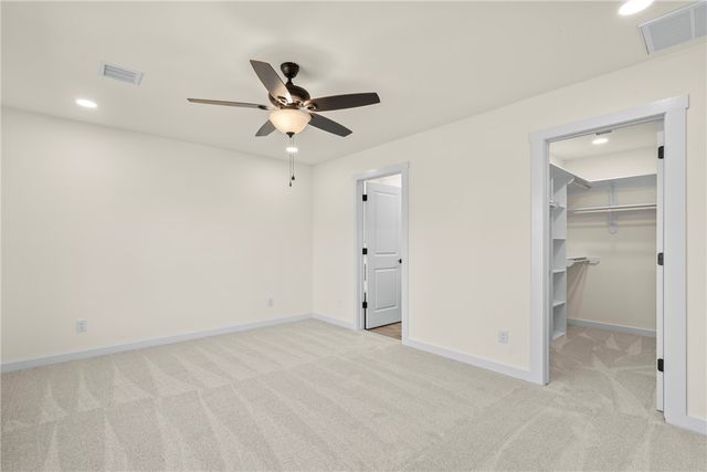 1121 Center Court Circle, Grove, OK 74344