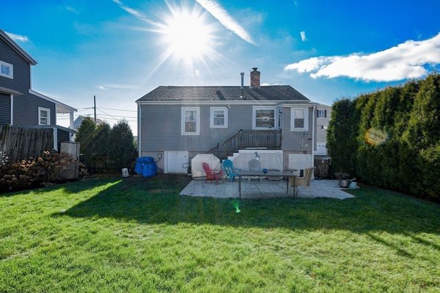 58 Bayview Avenue, Fairhaven, MA 02719
