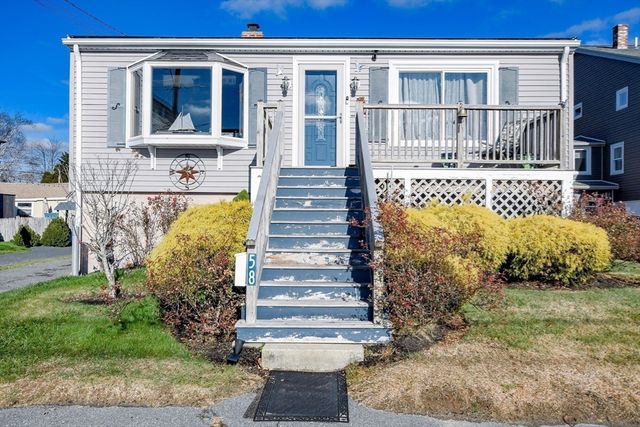 58 Bayview Avenue, Fairhaven, MA 02719