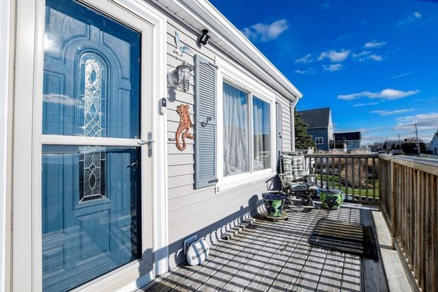 58 Bayview Avenue, Fairhaven, MA 02719