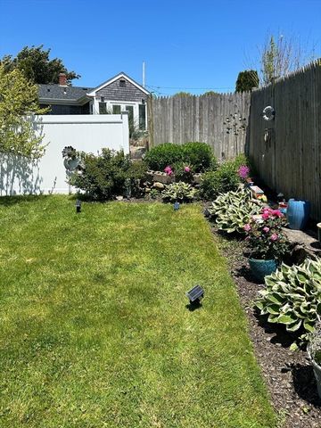 58 Bayview Avenue, Fairhaven, MA 02719