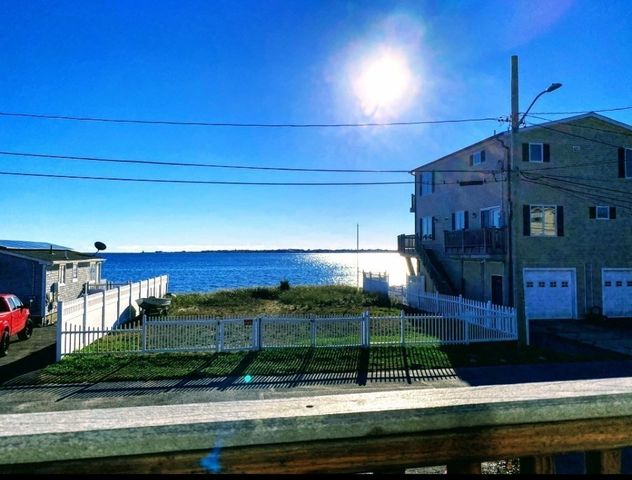 58 Bayview Avenue, Fairhaven, MA 02719