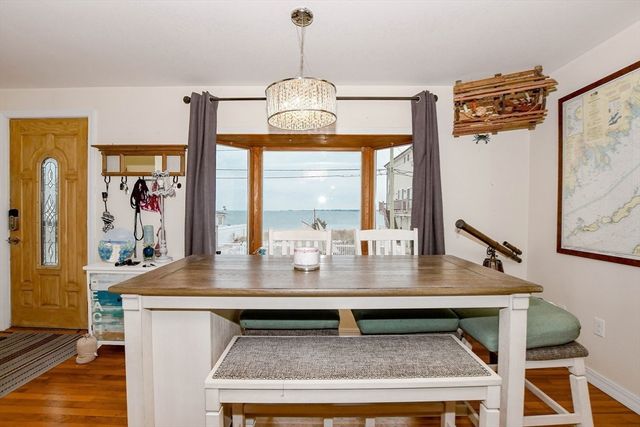 58 Bayview Avenue, Fairhaven, MA 02719