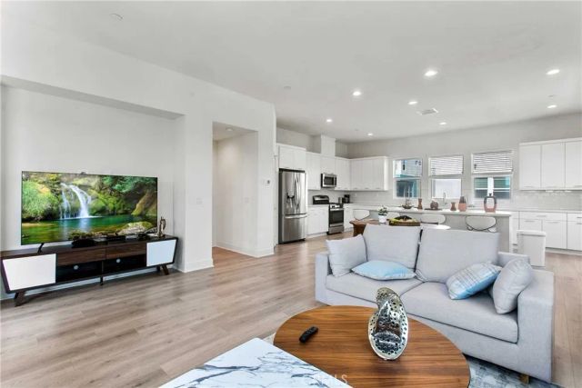 1690 S Lewis Street, Anaheim, CA 92805