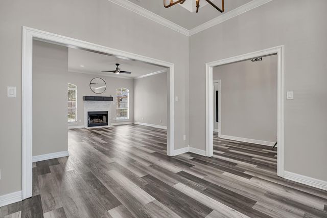 3900 FernRidge Dr., Longview, TX 75605