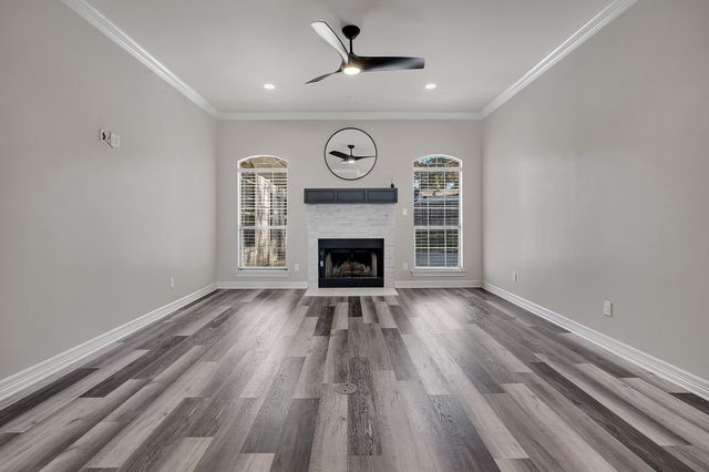 3900 FernRidge Dr., Longview, TX 75605