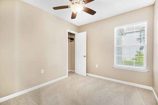 2102 N Galveston Avenue, Pearland, TX 77581