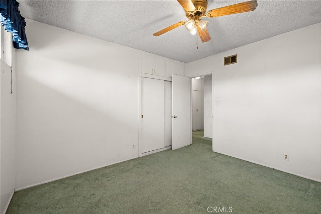 Image 26 of property listing at 11246 Denivelle, Tujunga, CA 91042