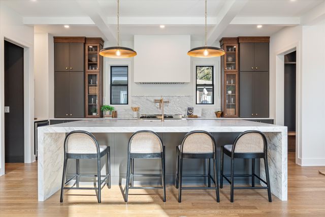 136 51st Ave, N, Nashville, TN 37209