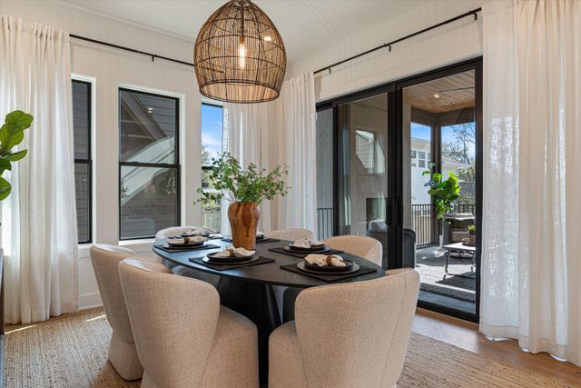 136 51st Ave, N, Nashville, TN 37209