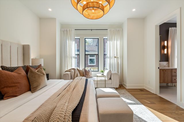 136 51st Ave, N, Nashville, TN 37209