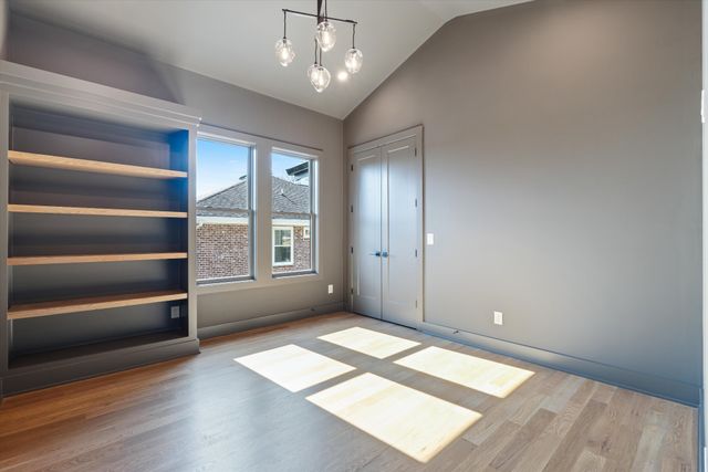 136 51st Ave, N, Nashville, TN 37209