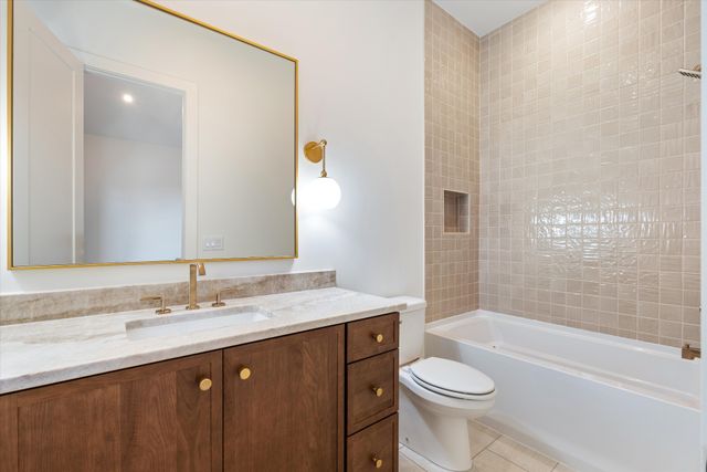 136 51st Ave, N, Nashville, TN 37209