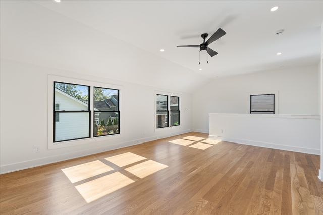 136 51st Ave, N, Nashville, TN 37209