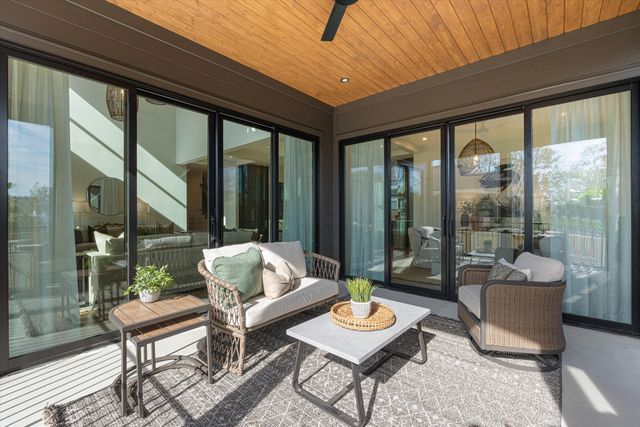 136 51st Ave, N, Nashville, TN 37209