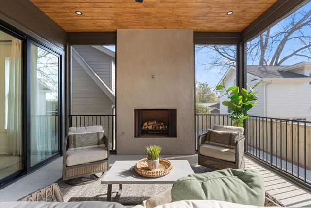 136 51st Ave, N, Nashville, TN 37209