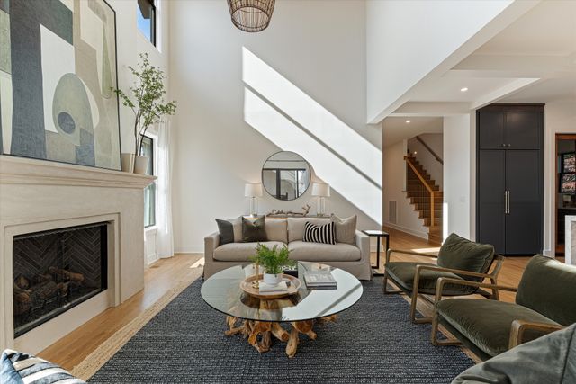 136 51st Ave, N, Nashville, TN 37209