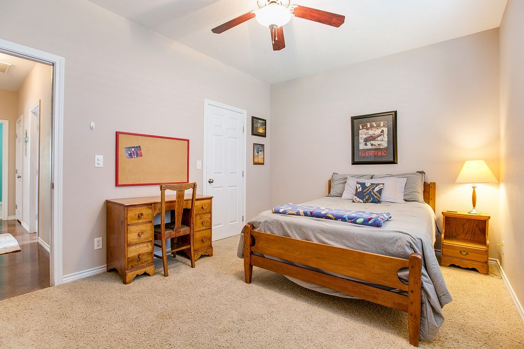 Image 17 of property listing at 1487 Stone Meadow Lane, San Angelo, TX 76904